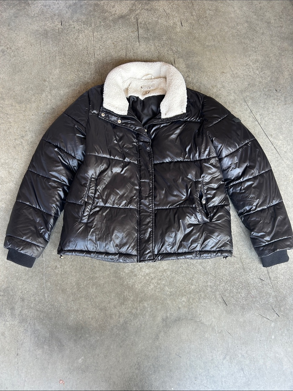 Koolaburra by Ugg Black Puffer Jacket with White Sherpa Collar